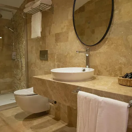 Villaqua Boutique Sile
