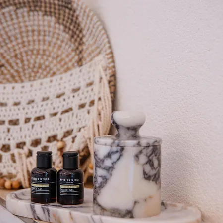 Villaqua Boutique Hotel *