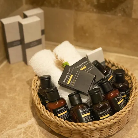 Villaqua Boutique Hotel *