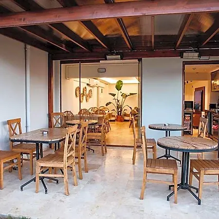 Villaqua Boutique 3*