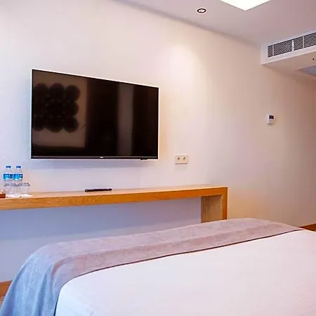 Hotel Villaqua Boutique 3*